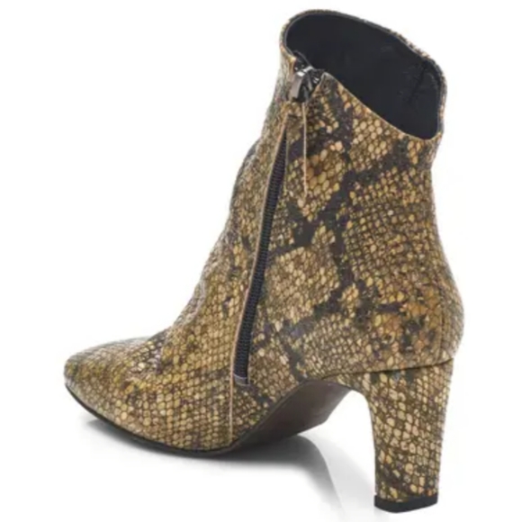 Host Pick Free People Cybill Heel Boot - Picture 3 of 9